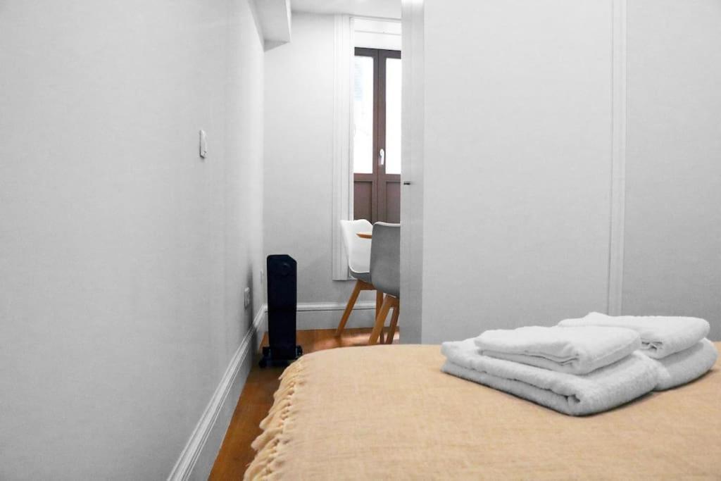 Loving Apartment By The River ポルト エクステリア 写真